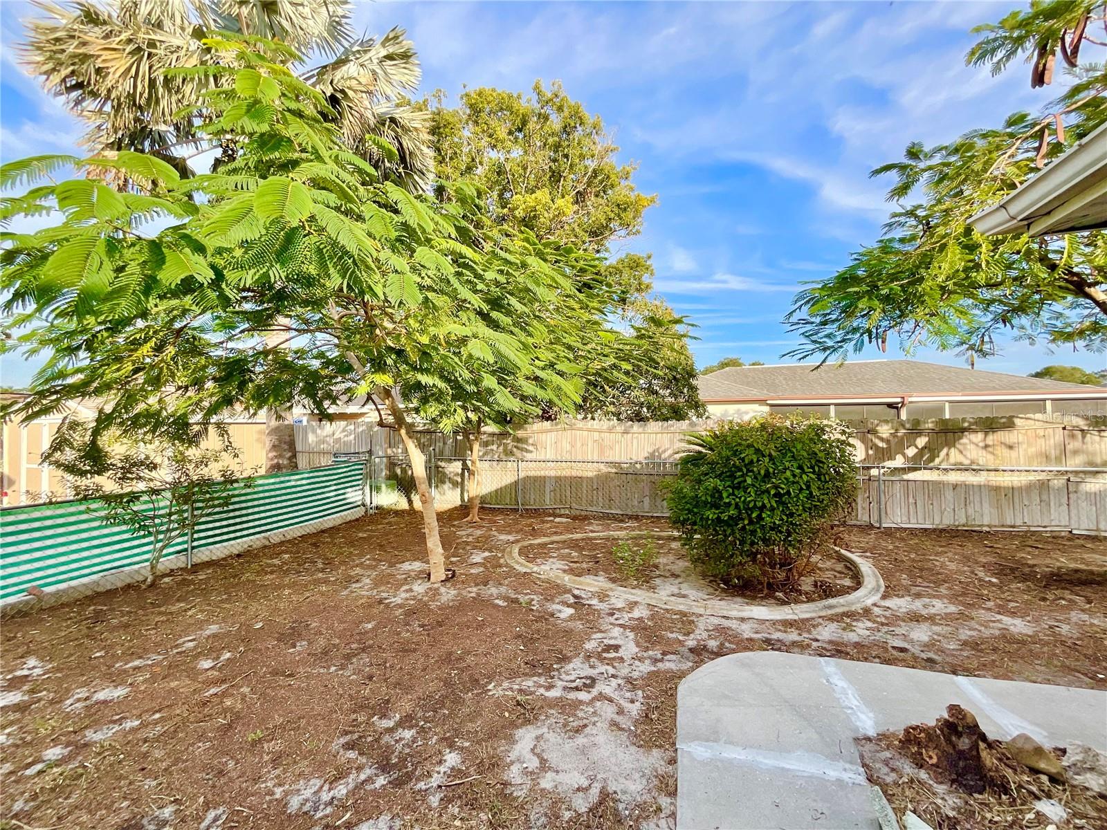 1132 GREENLEA DRIVE