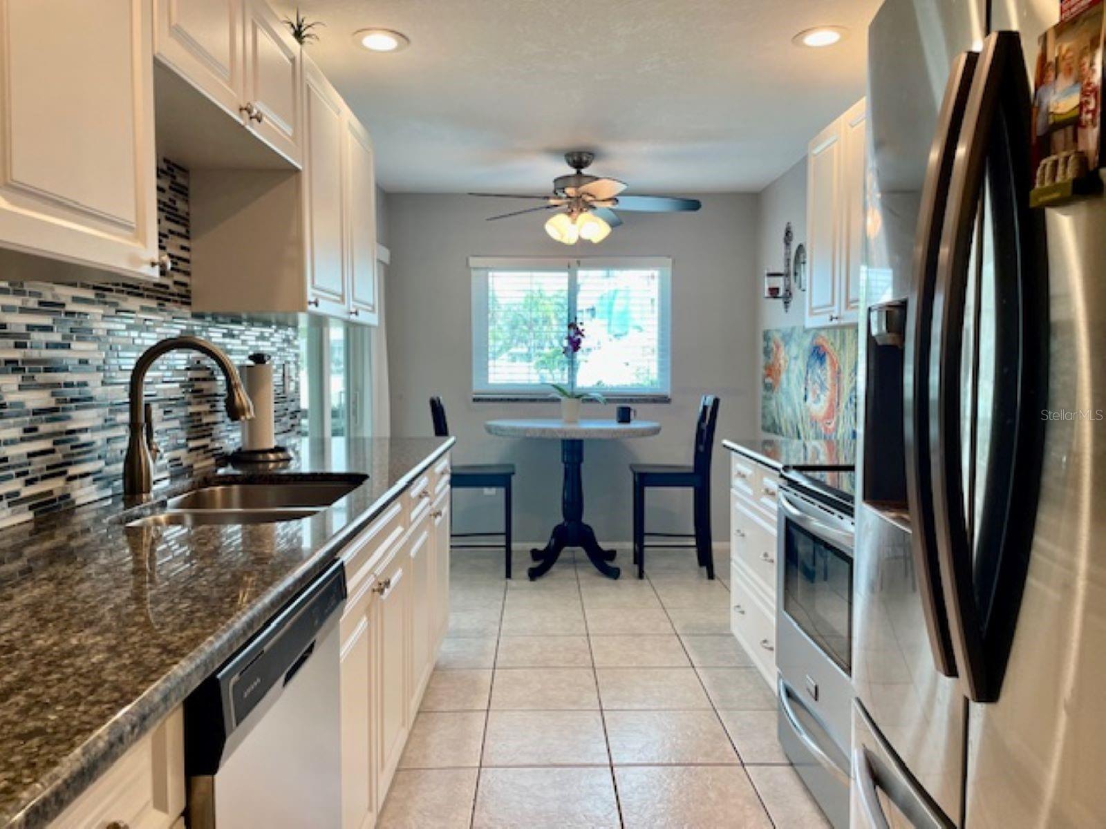 6233 SPOONBILL DR
