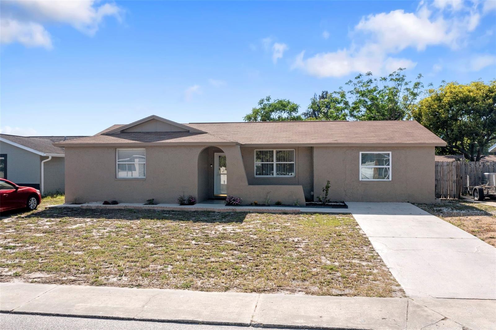 8753 SAINT REGIS LN