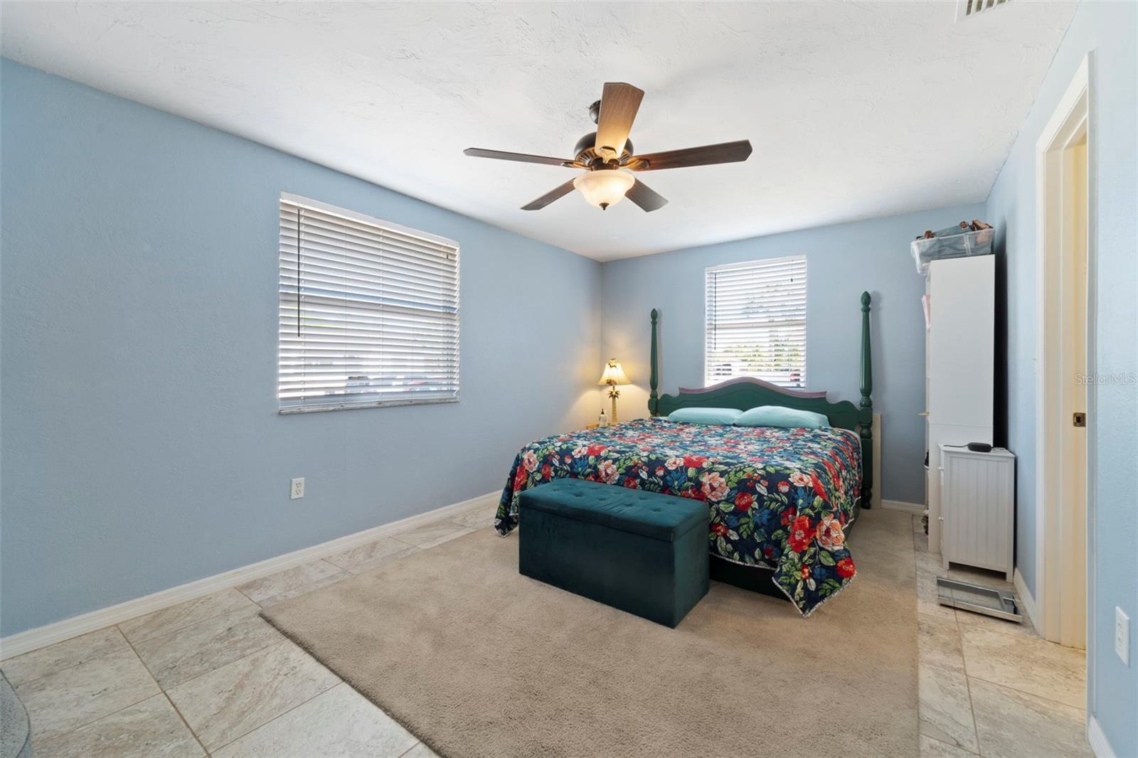 8753 SAINT REGIS LN