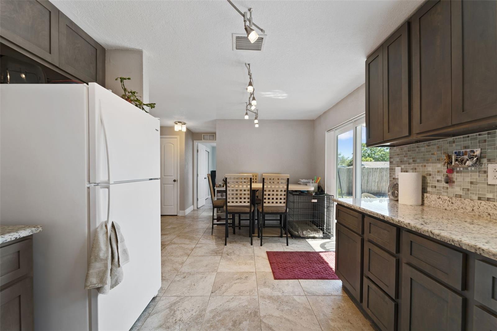 8753 SAINT REGIS LN