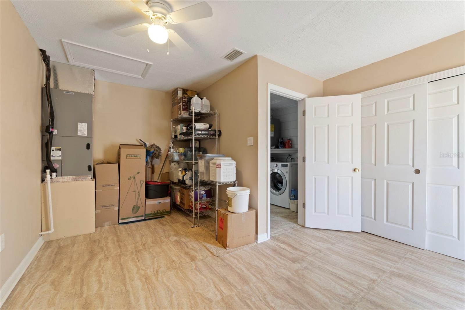 8753 SAINT REGIS LN