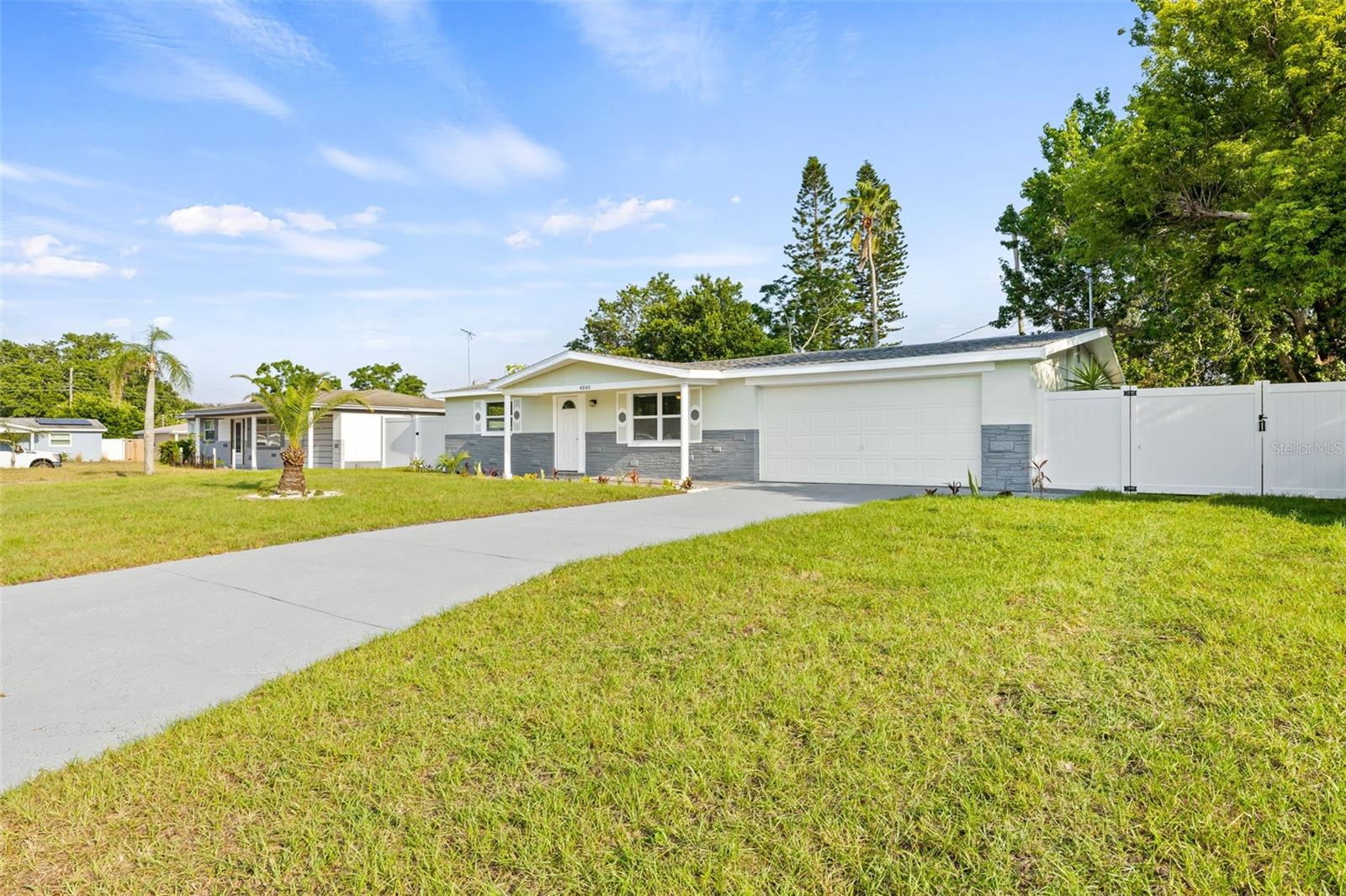4840 BLOSSOM DR