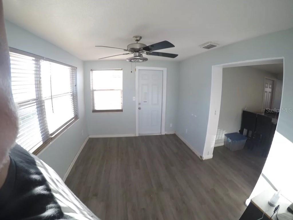 4916 SALEM DR