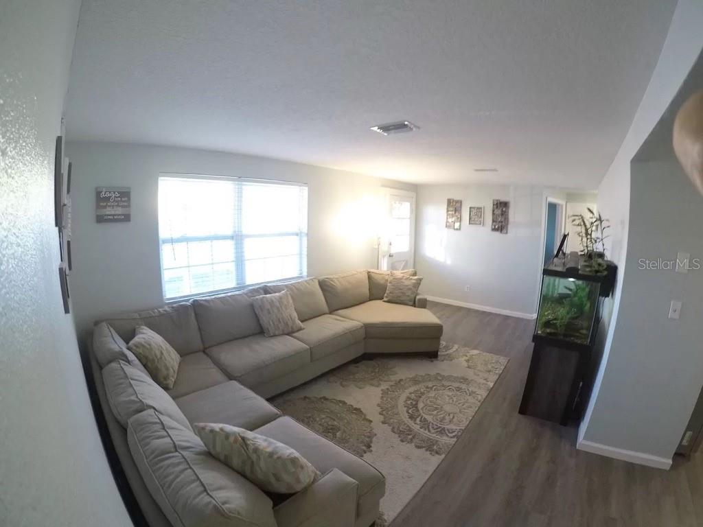 4916 SALEM DR