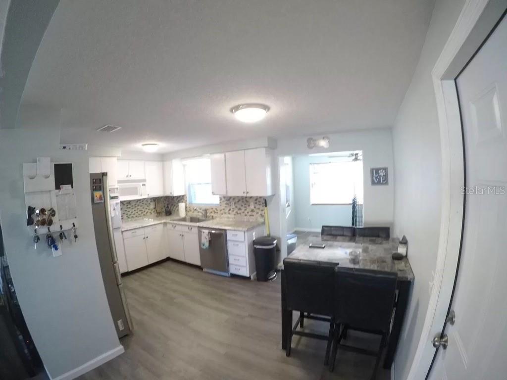 4916 SALEM DR