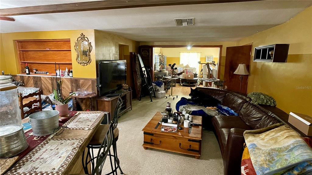 7809 WAXWOOD DRIVE
