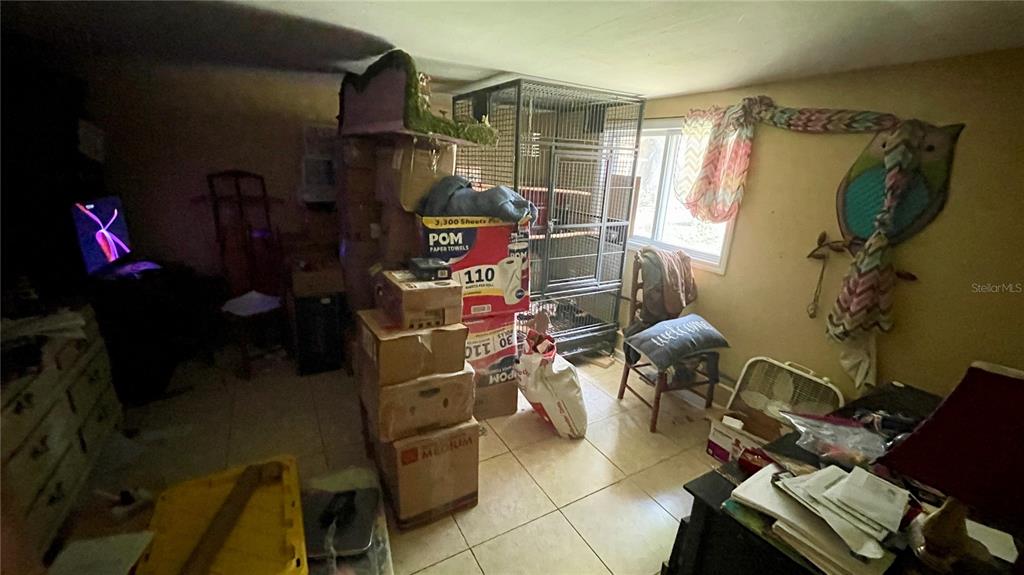 7809 WAXWOOD DRIVE