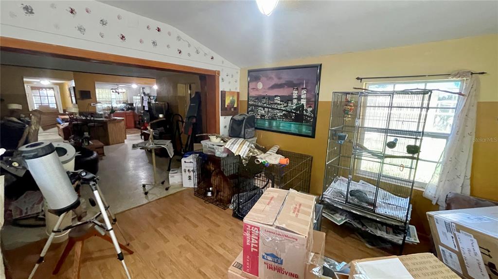 7809 WAXWOOD DRIVE