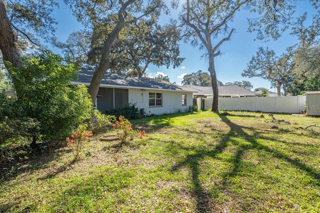 8153 ROYCREST LANE