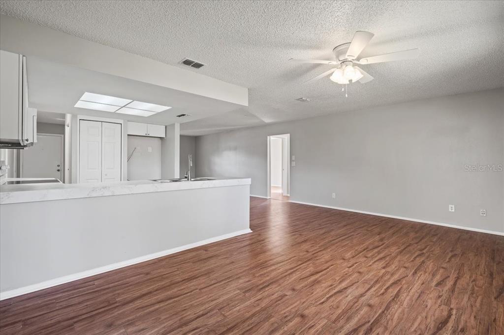 8153 ROYCREST LANE