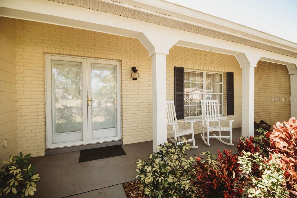 8526 BERKLEY DRIVE