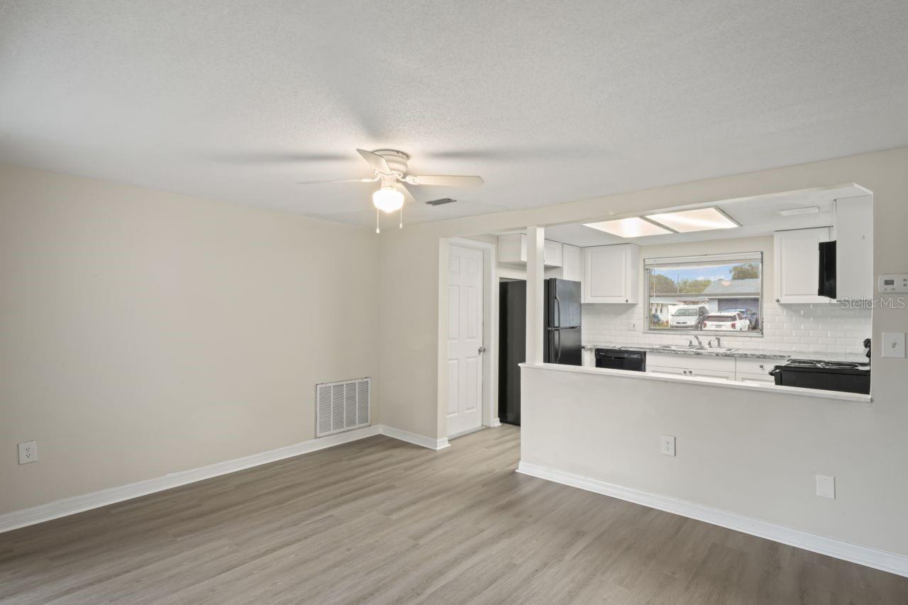 8020 LOTUS DR