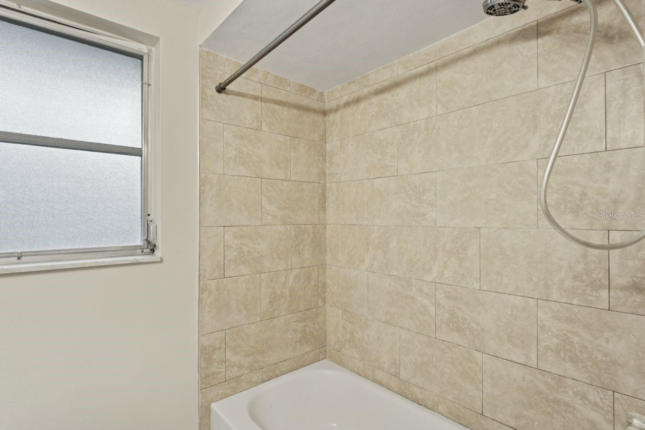 8020 LOTUS DR
