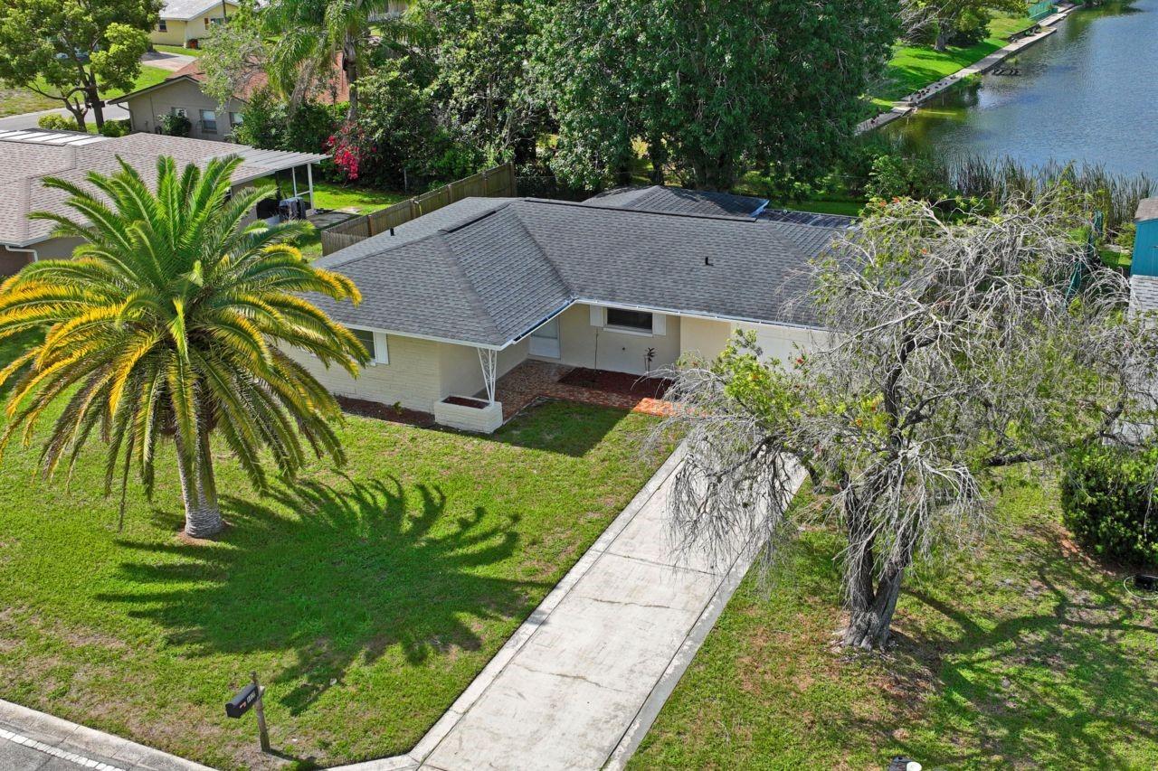 8020 LOTUS DR