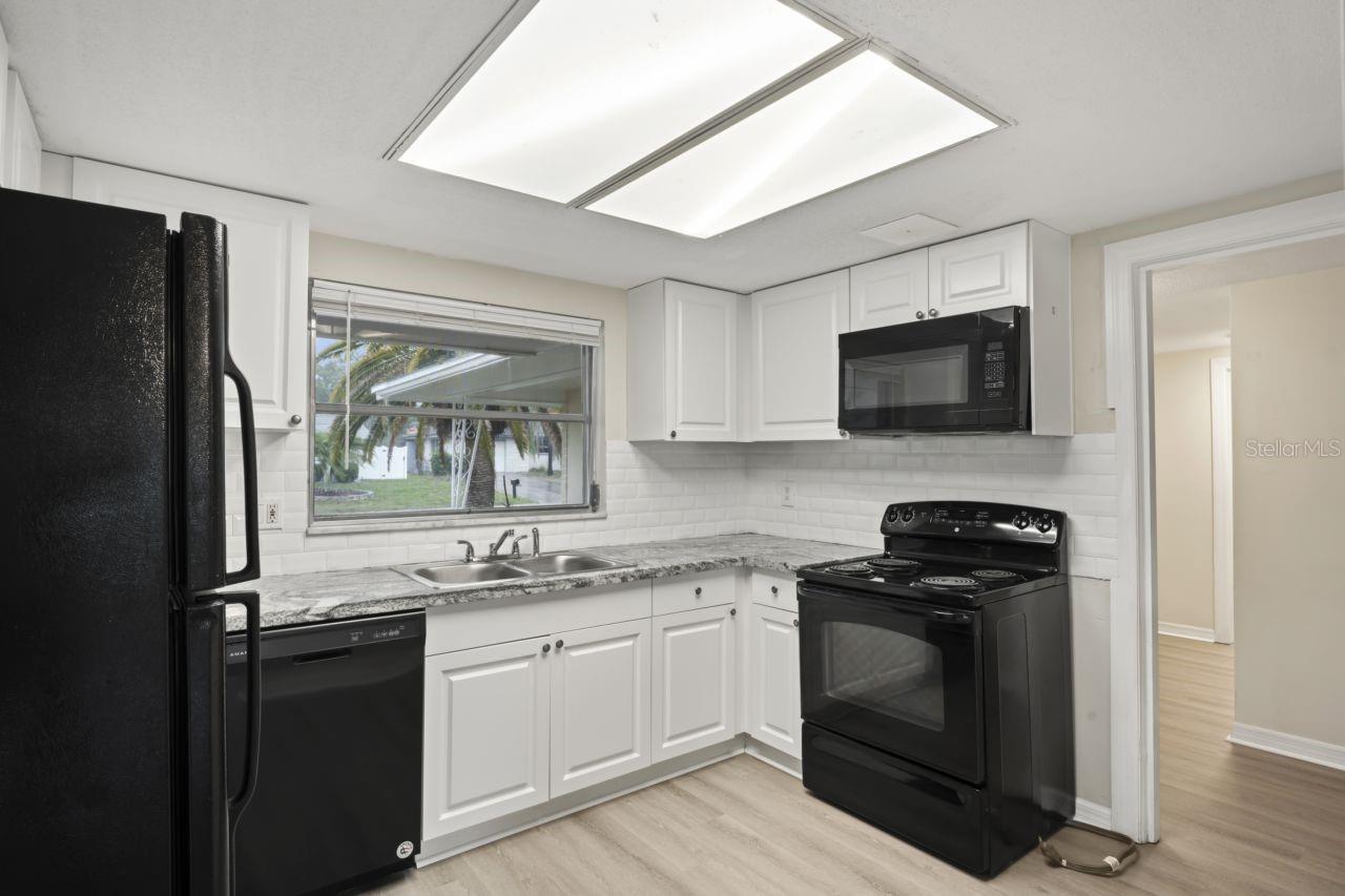 8020 LOTUS DR