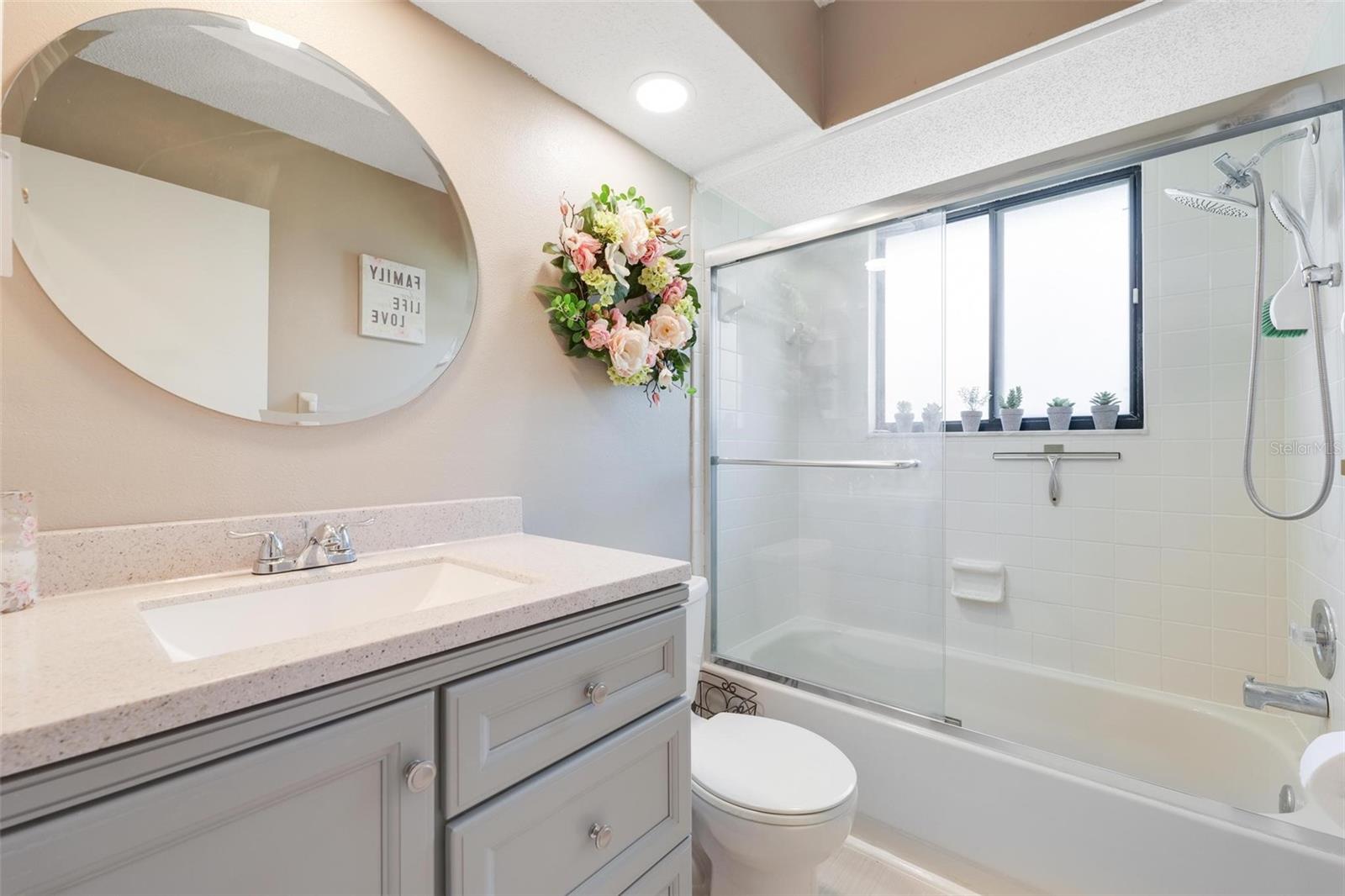 5939 LANTERN COURT