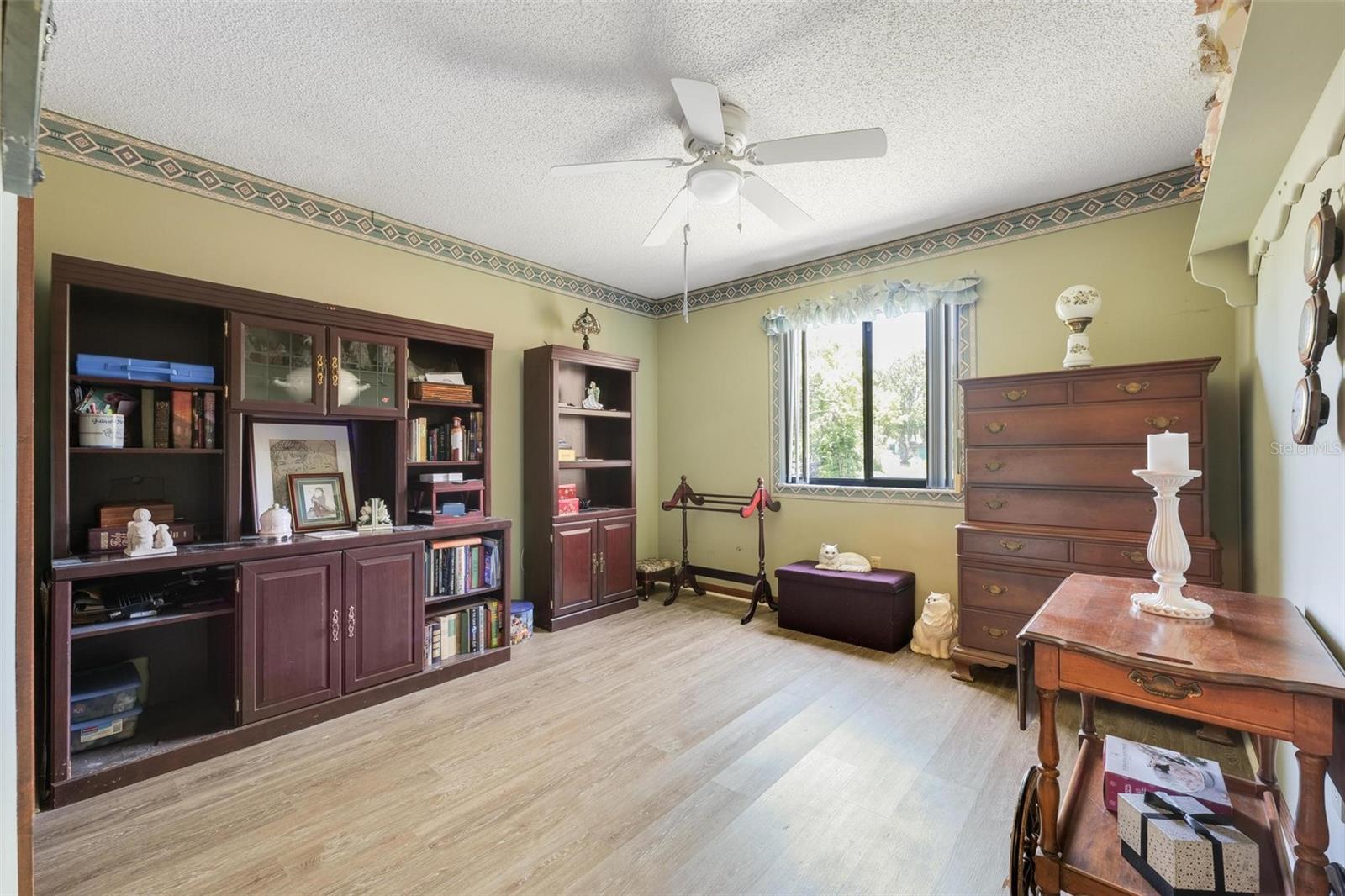 5939 LANTERN COURT