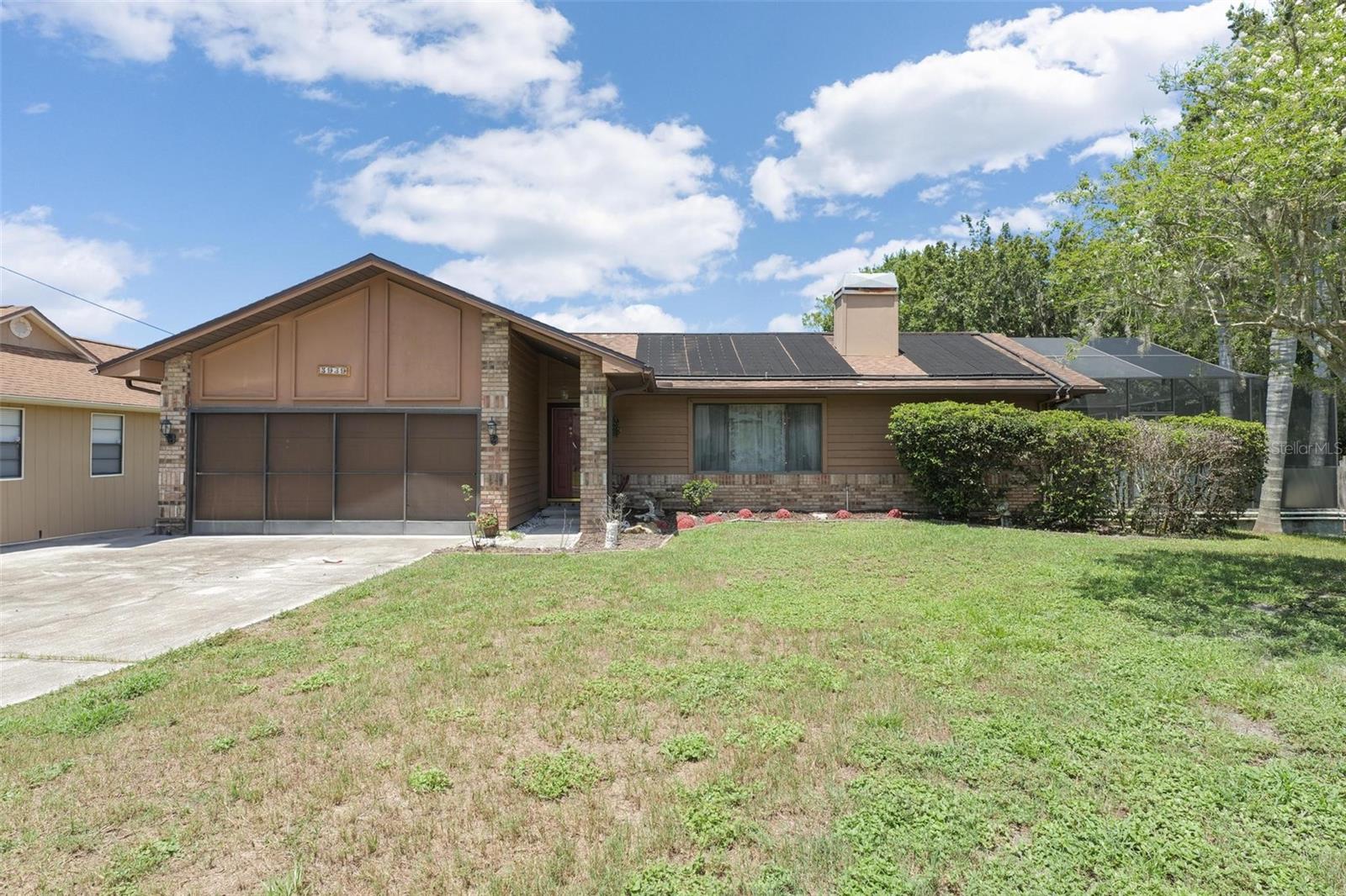 5939 LANTERN COURT