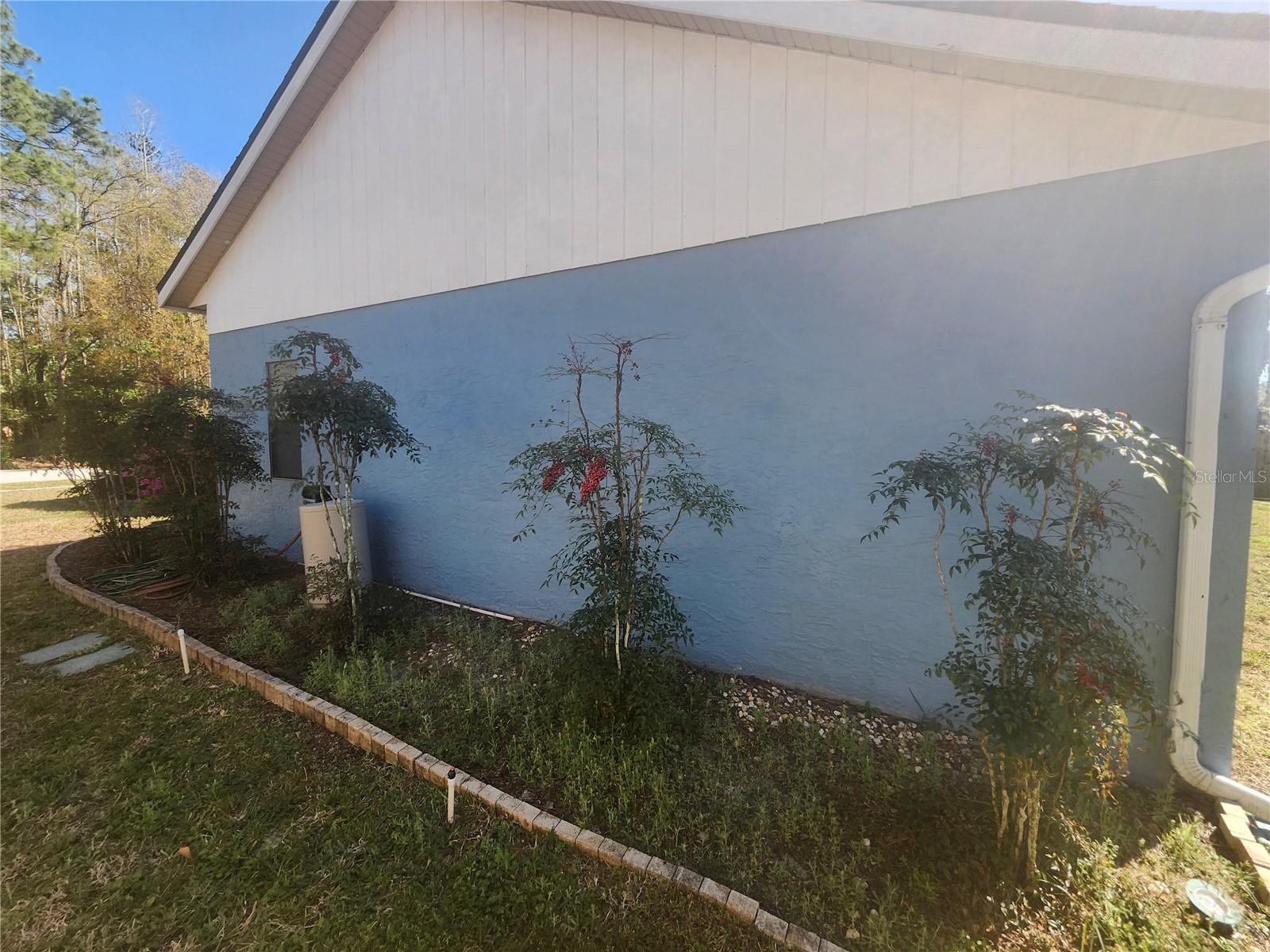 7125 SILVERWOOD DR