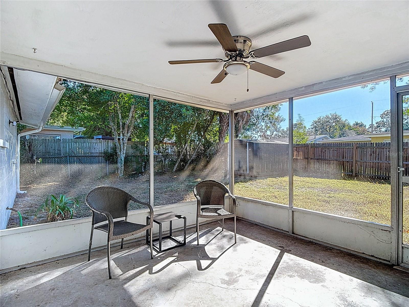 4077 RAMONA DR