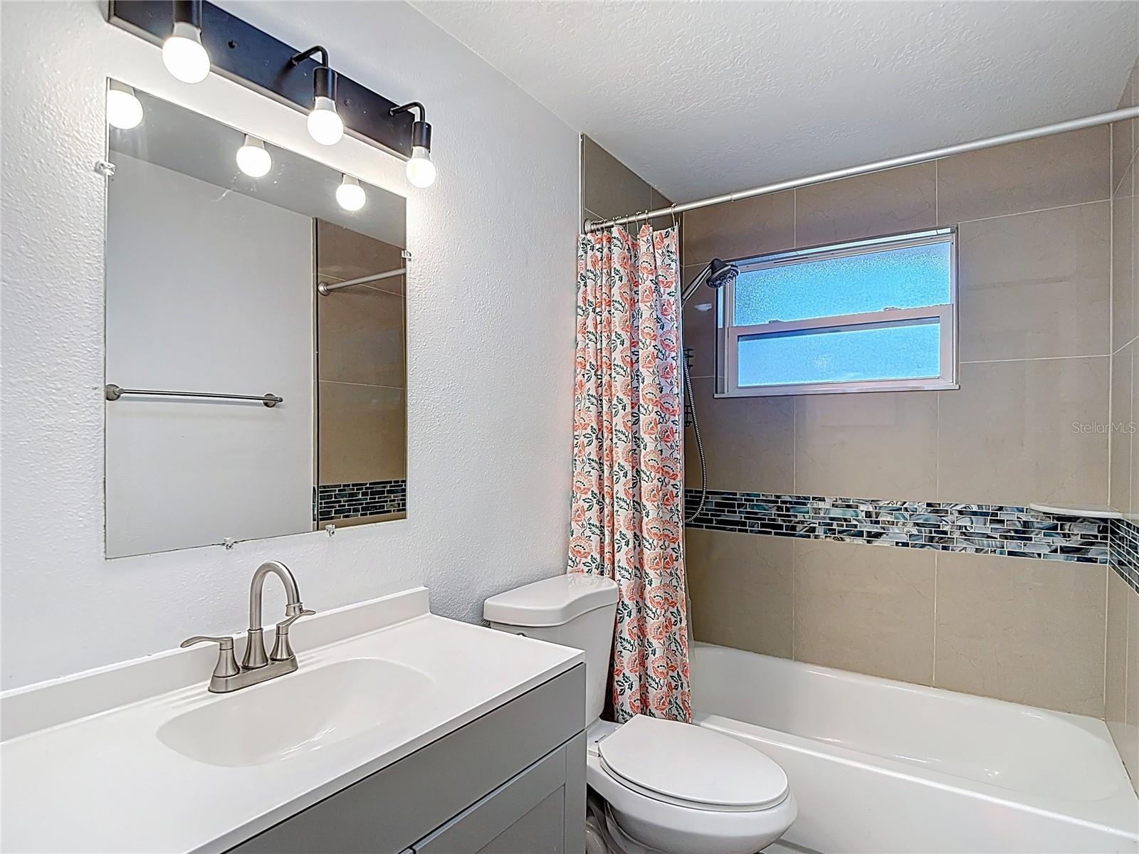 4077 RAMONA DR