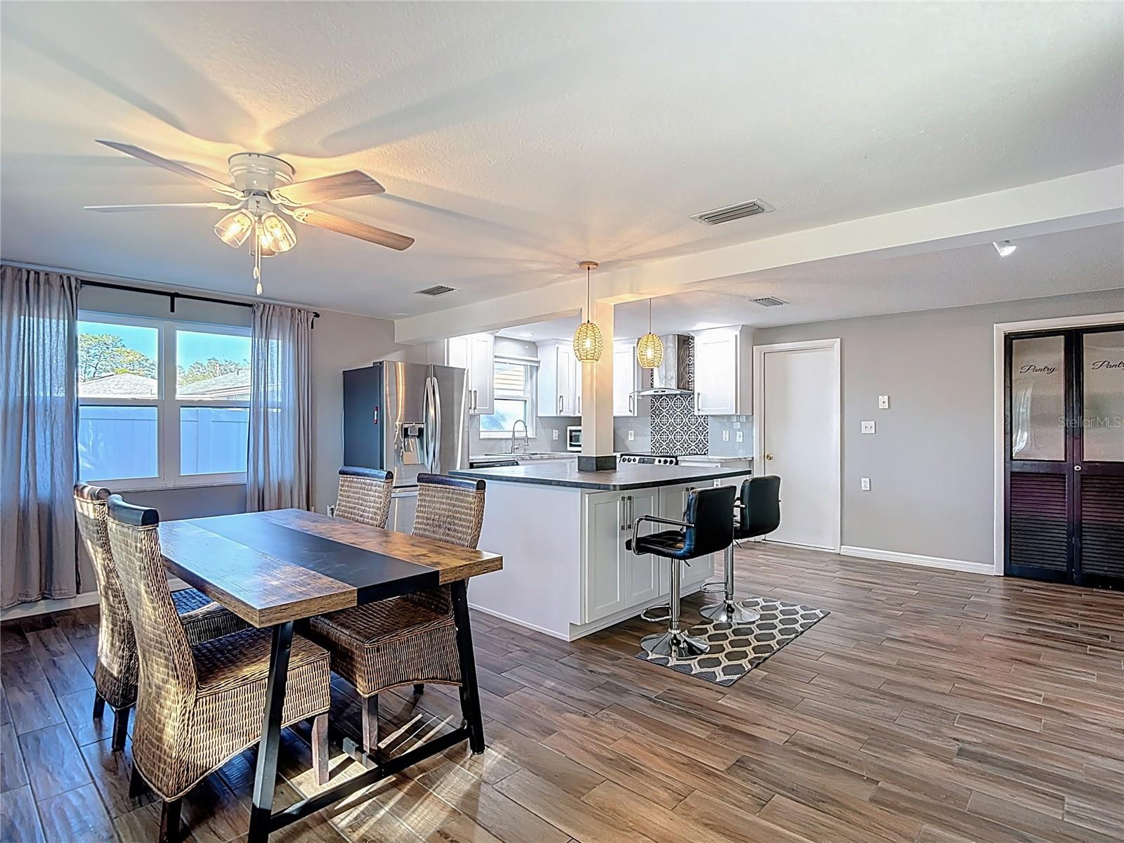 4077 RAMONA DR
