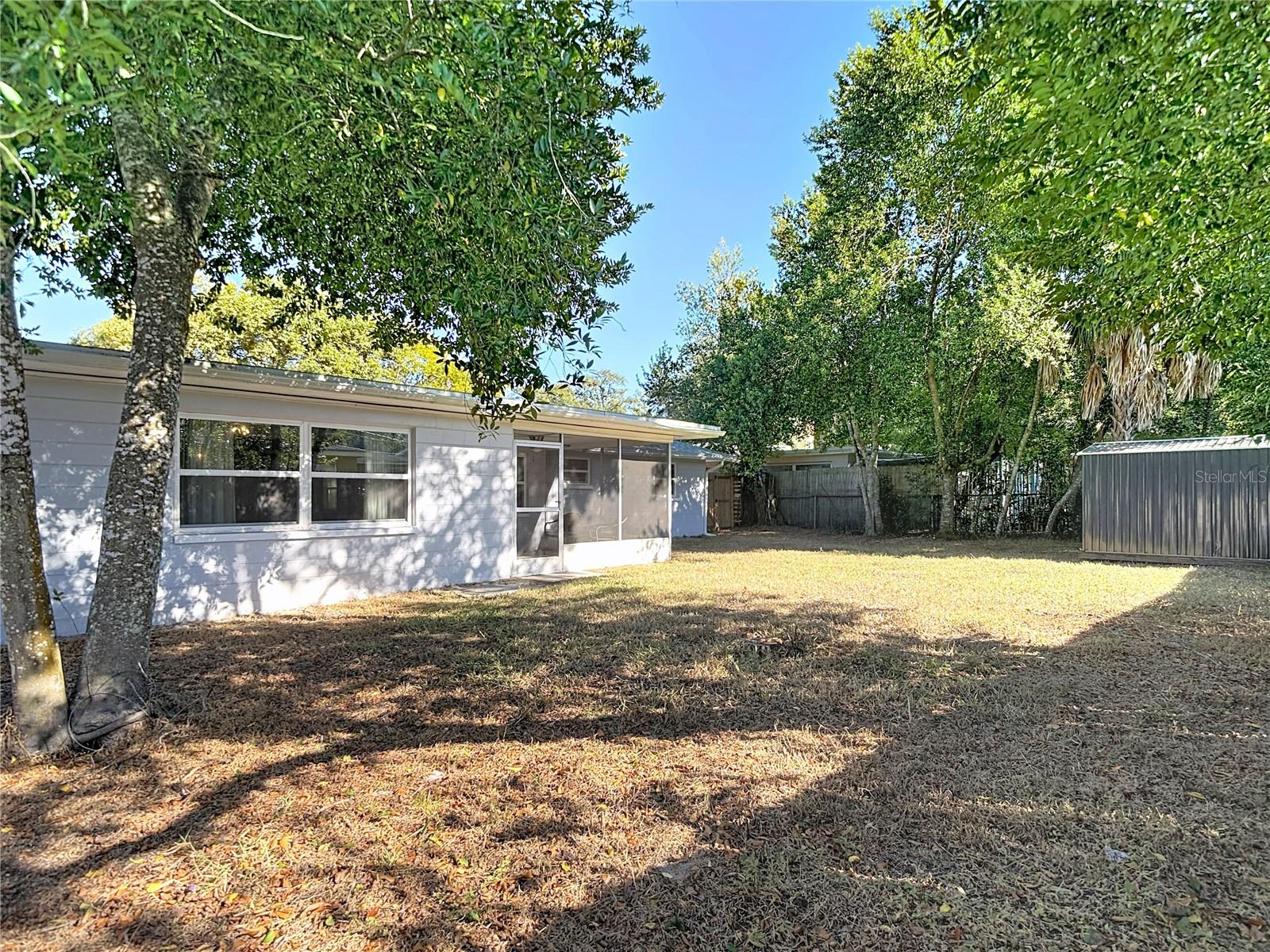 4077 RAMONA DR