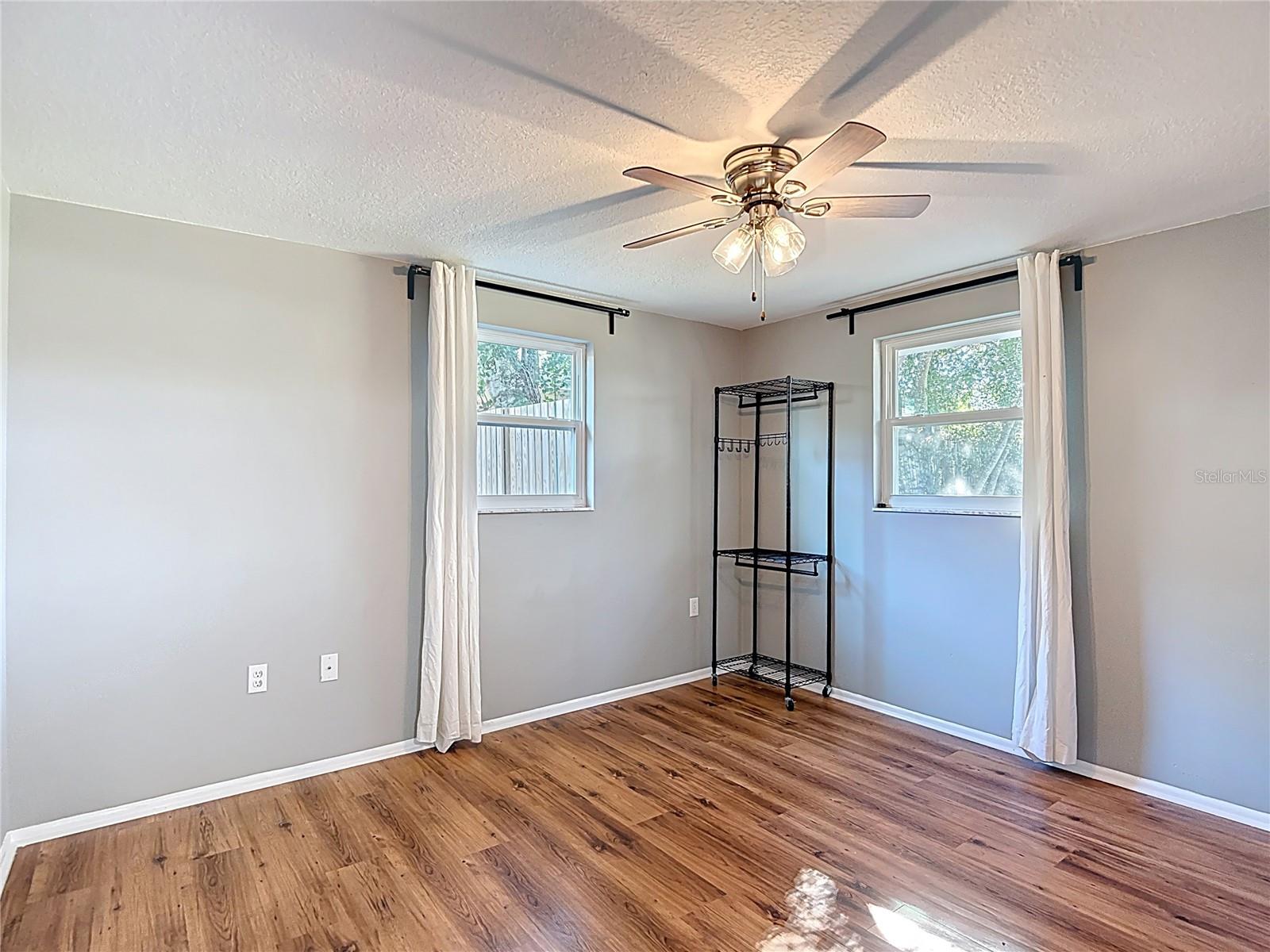 4077 RAMONA DR