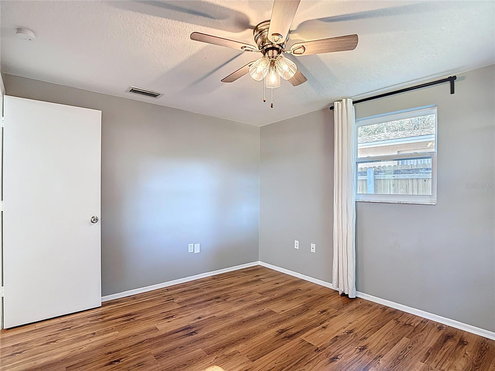 4077 RAMONA DR