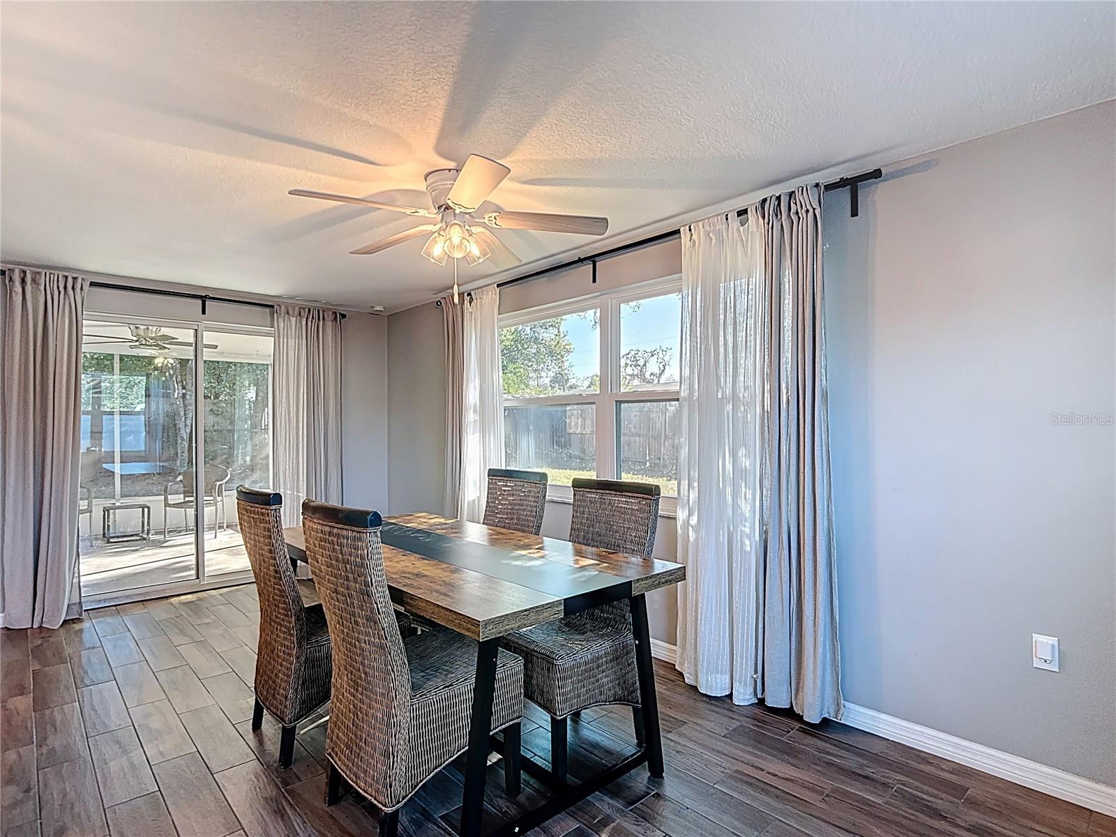 4077 RAMONA DR