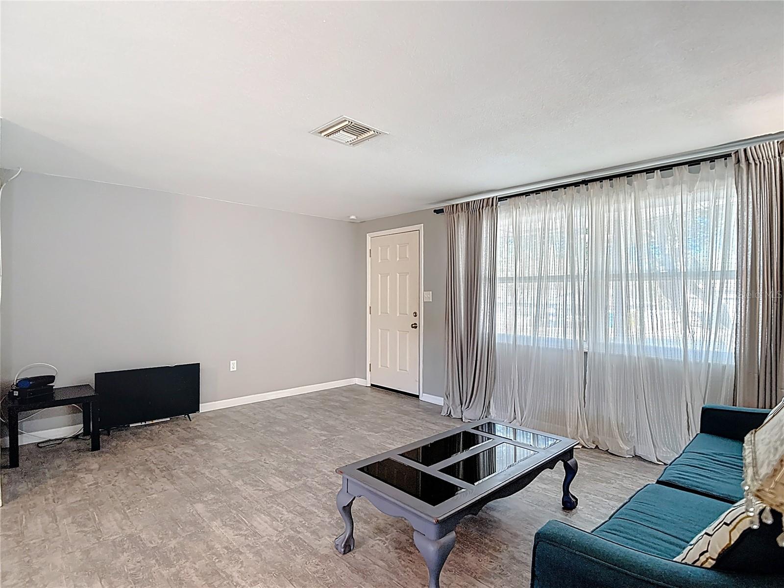 4077 RAMONA DR