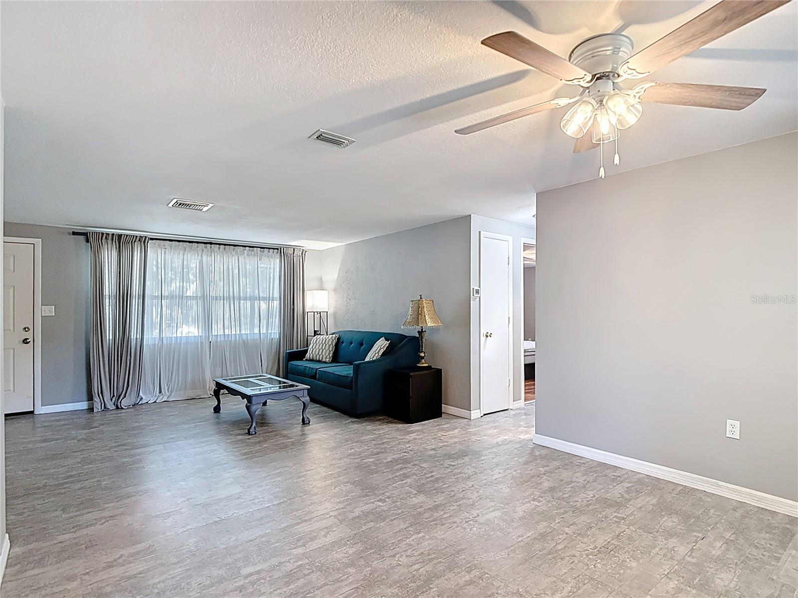 4077 RAMONA DR