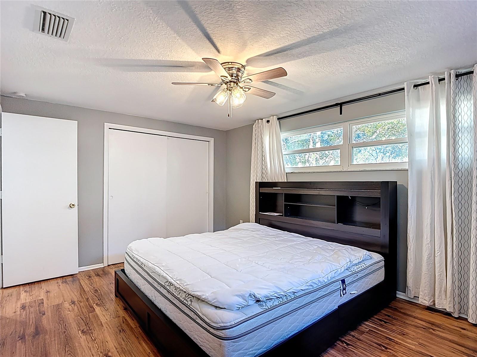 4077 RAMONA DR
