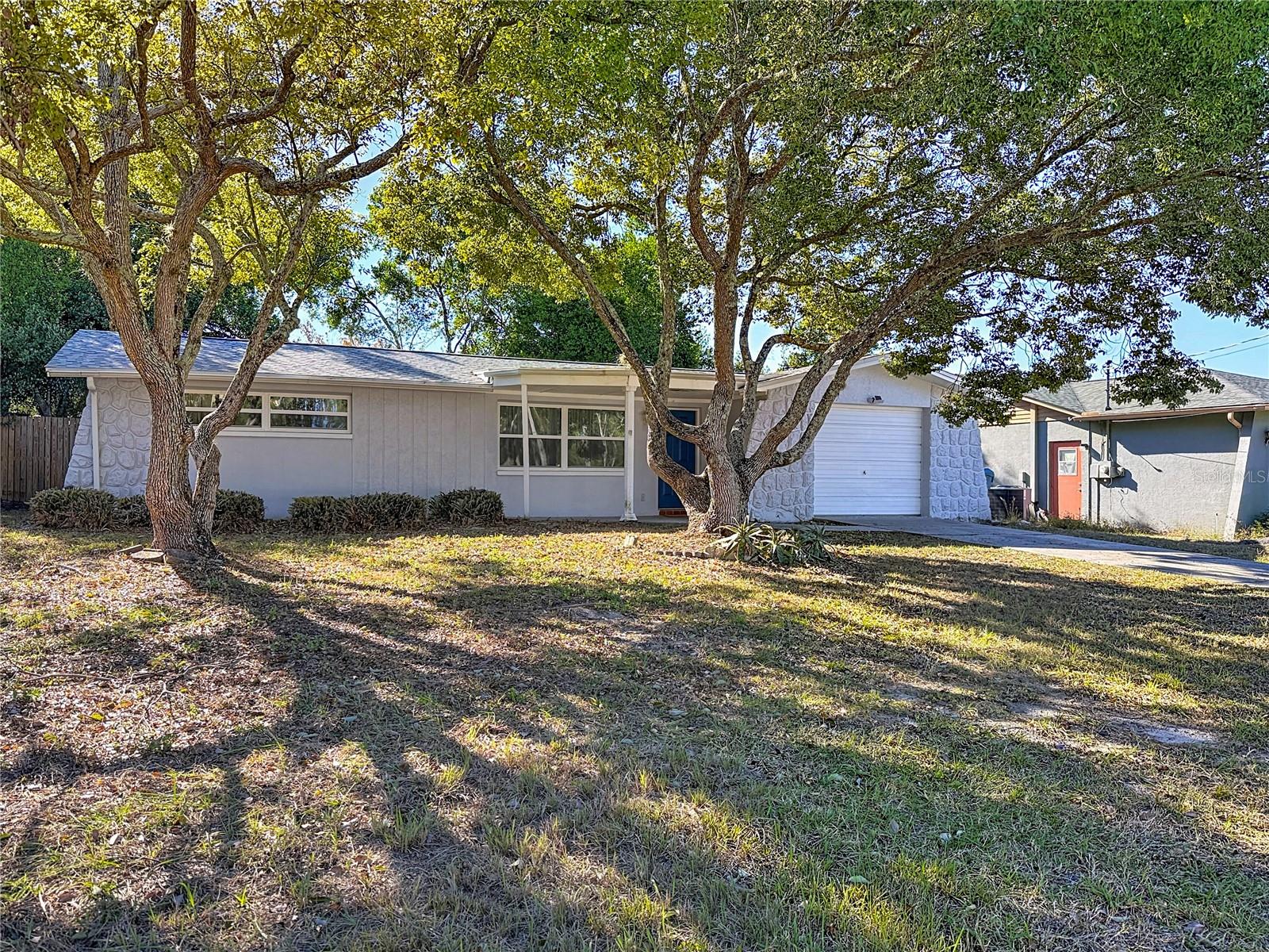4077 RAMONA DR