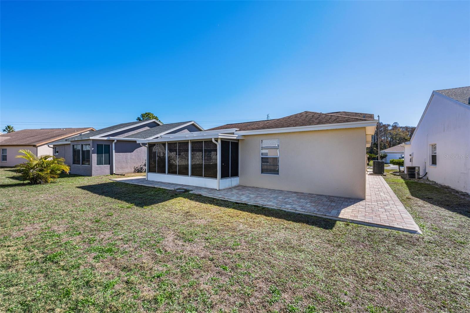 4233 NORTHAMPTON DR