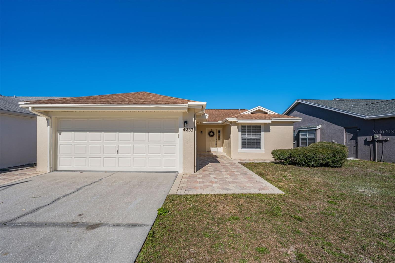 4233 NORTHAMPTON DR