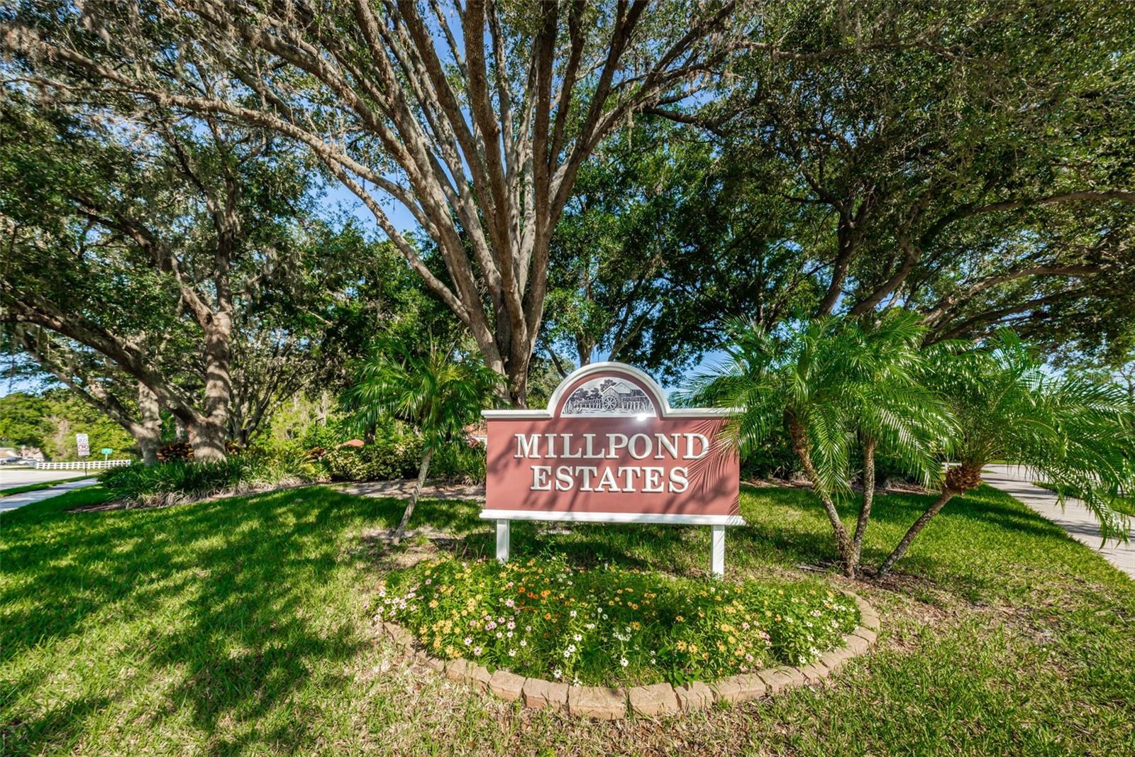 4233 NORTHAMPTON DR