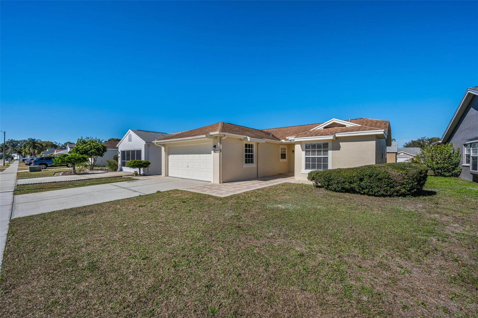 4233 NORTHAMPTON DR