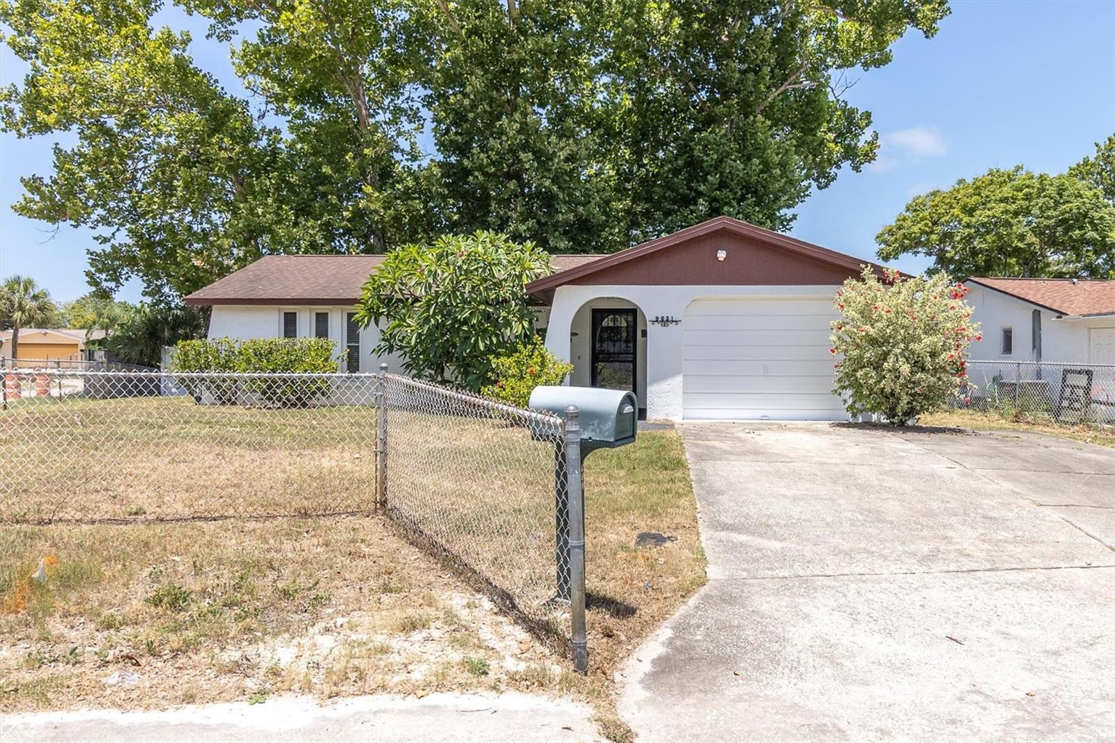 9031 CRABTREE LN