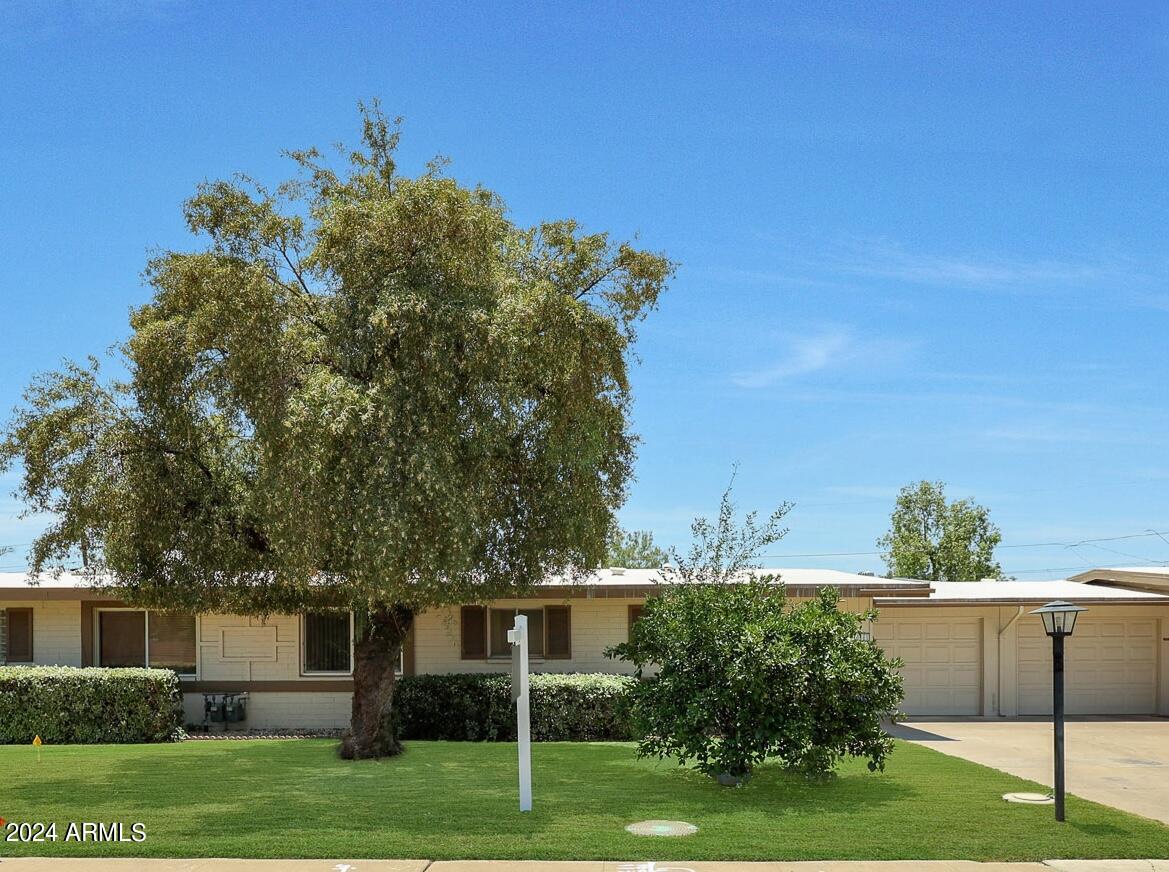 10641 W OAKMONT Drive