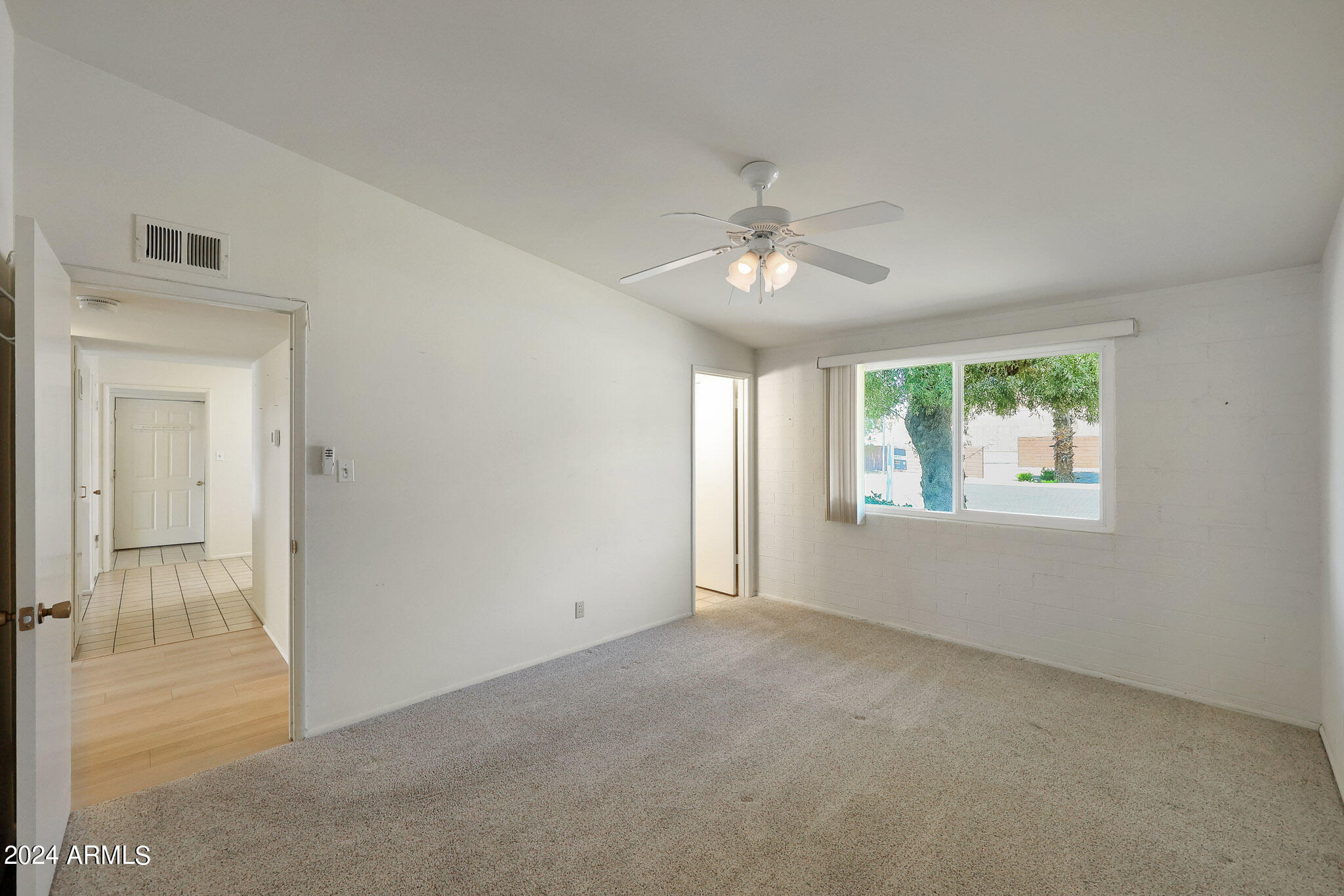 10641 W OAKMONT Drive