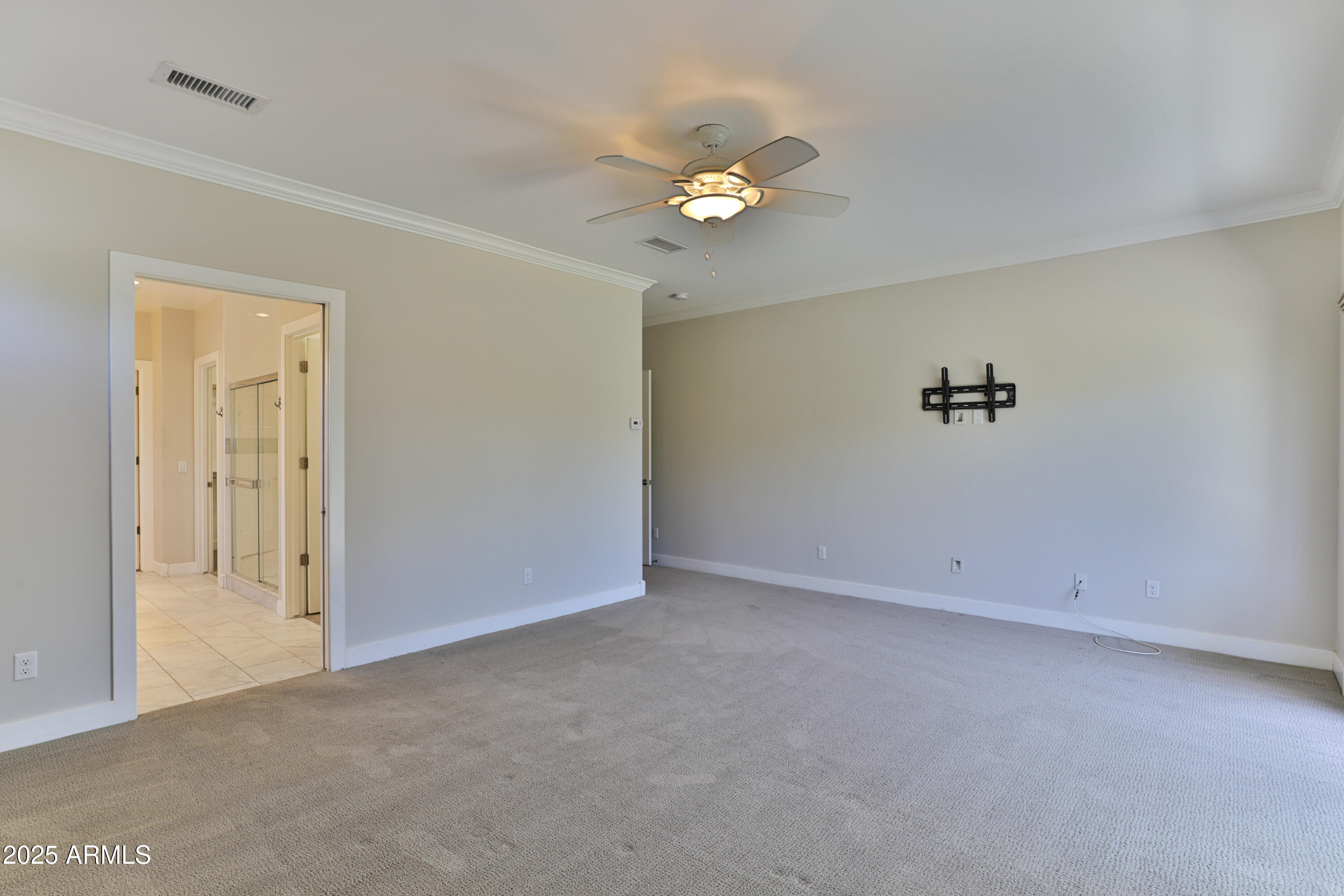 1505 W ORANGEWOOD Avenue W