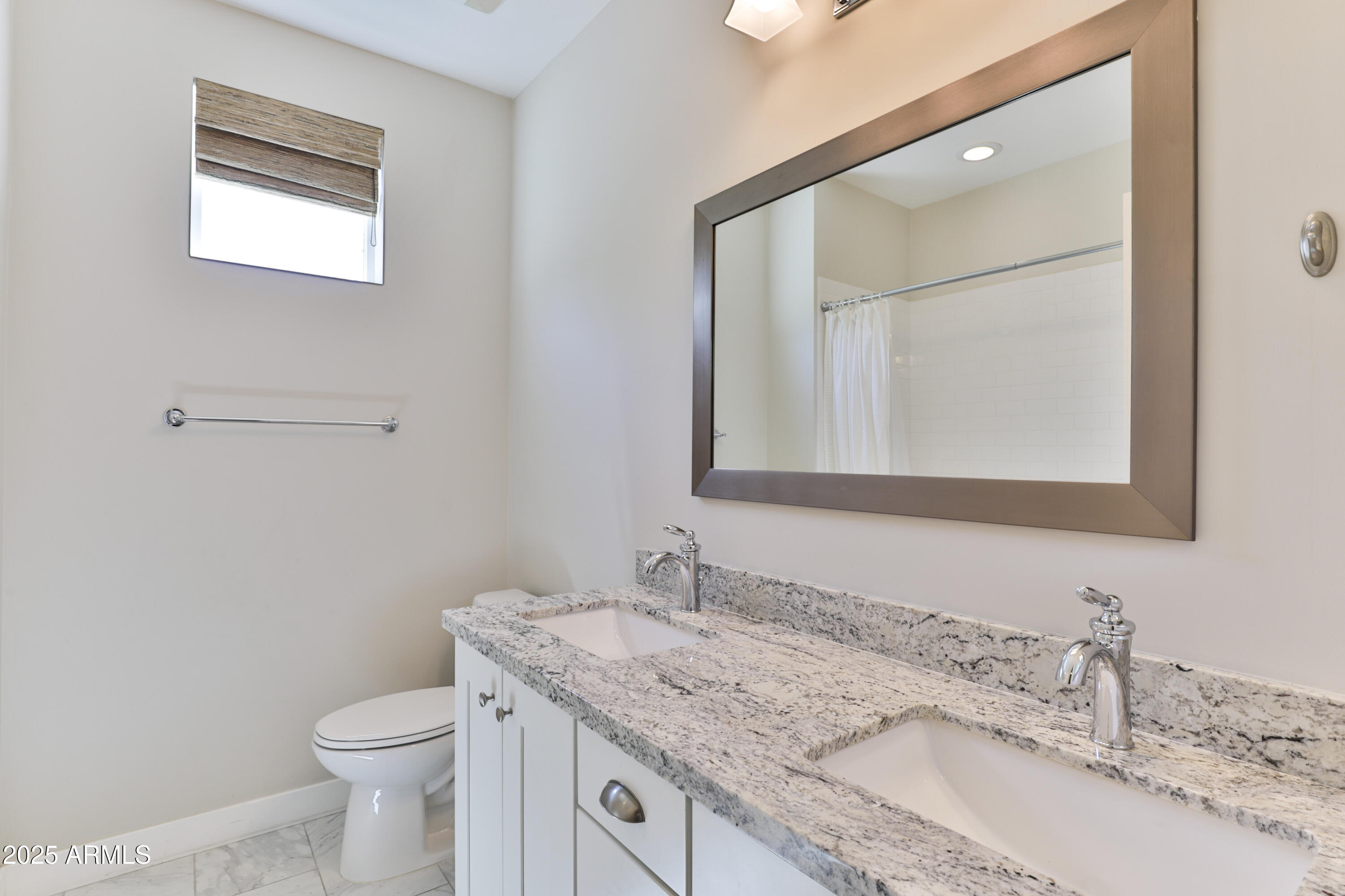 1505 W ORANGEWOOD Avenue W