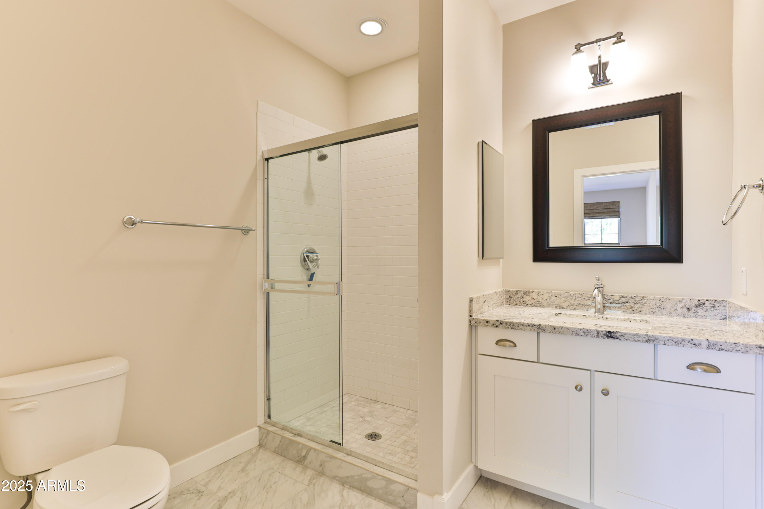 1505 W ORANGEWOOD Avenue W