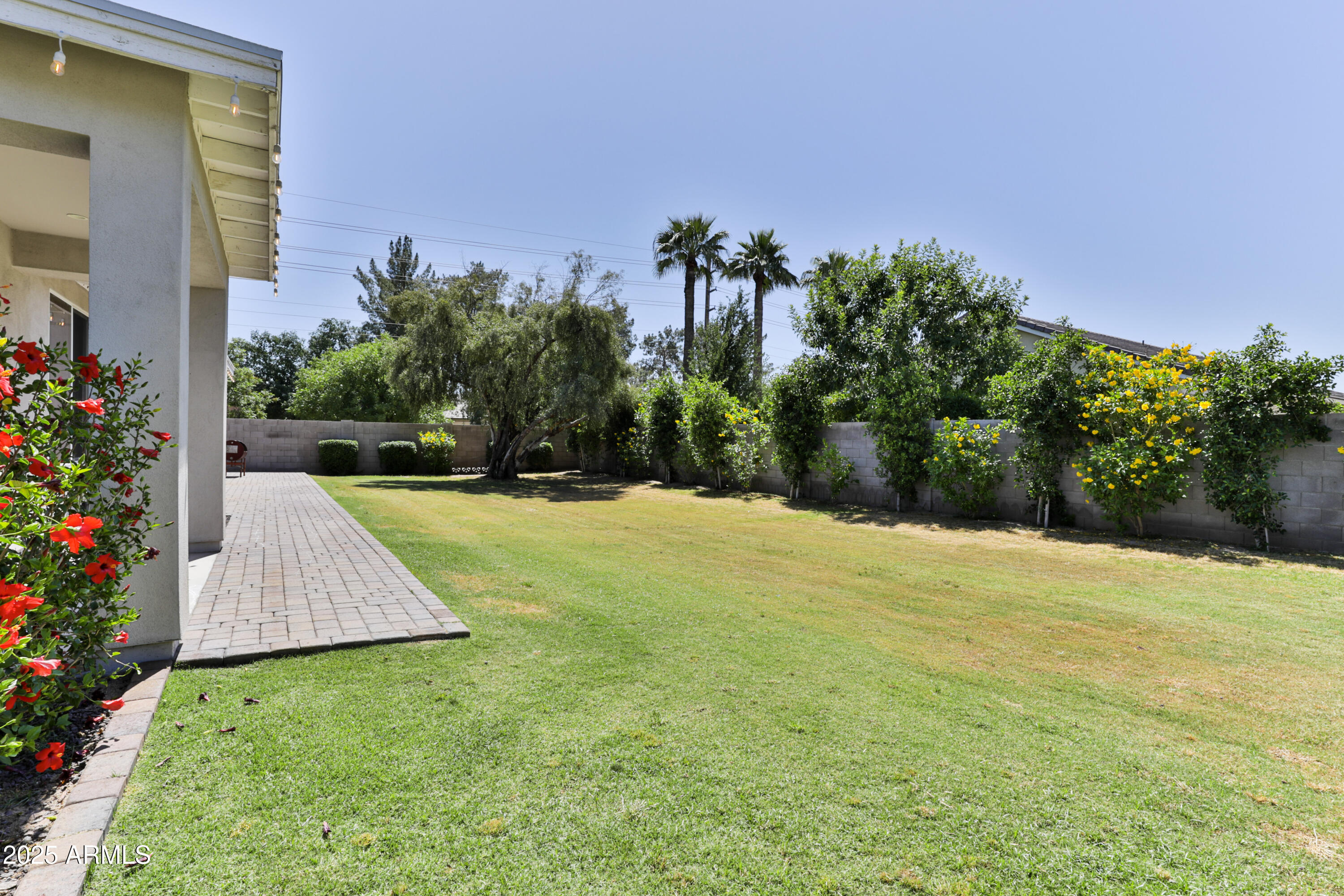 1505 W ORANGEWOOD Avenue W