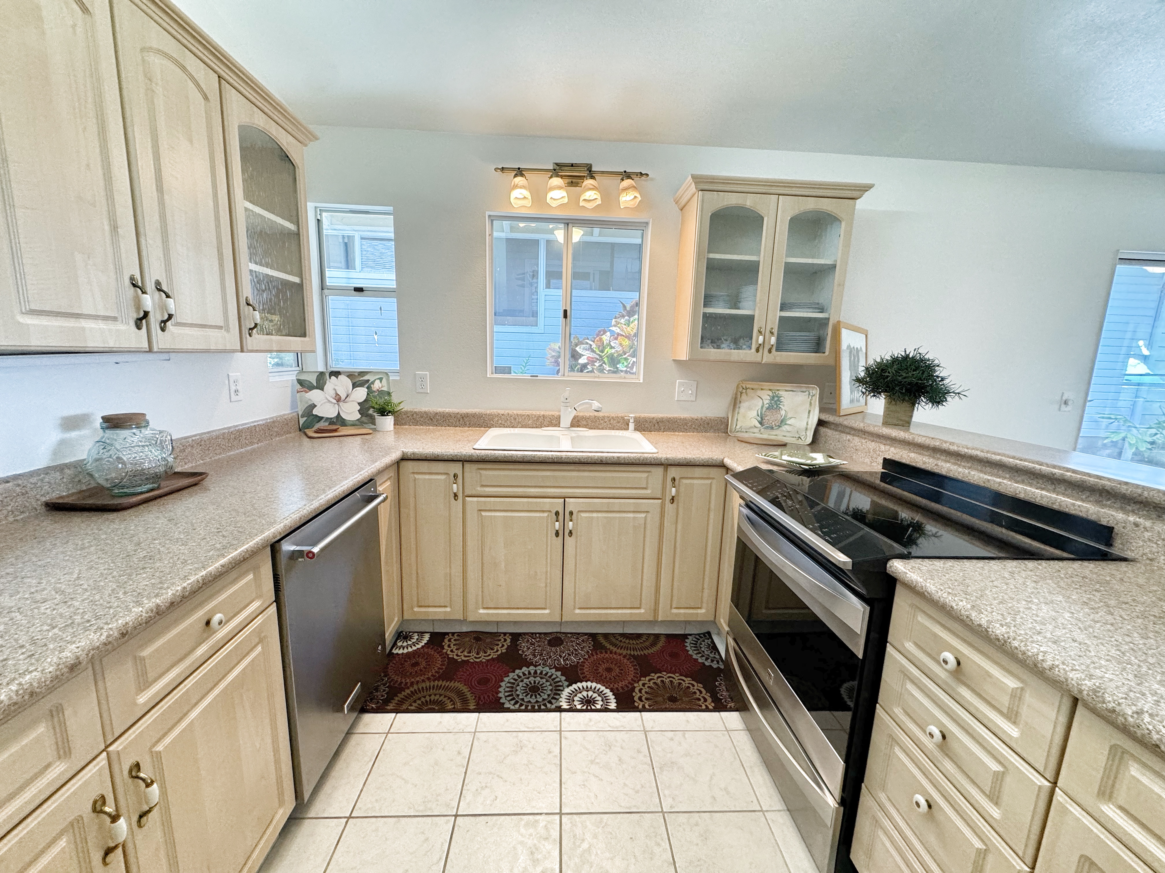 75-233 NANI KAILUA DR 97