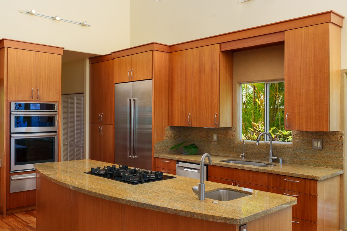 77-6410 LEILANI ST