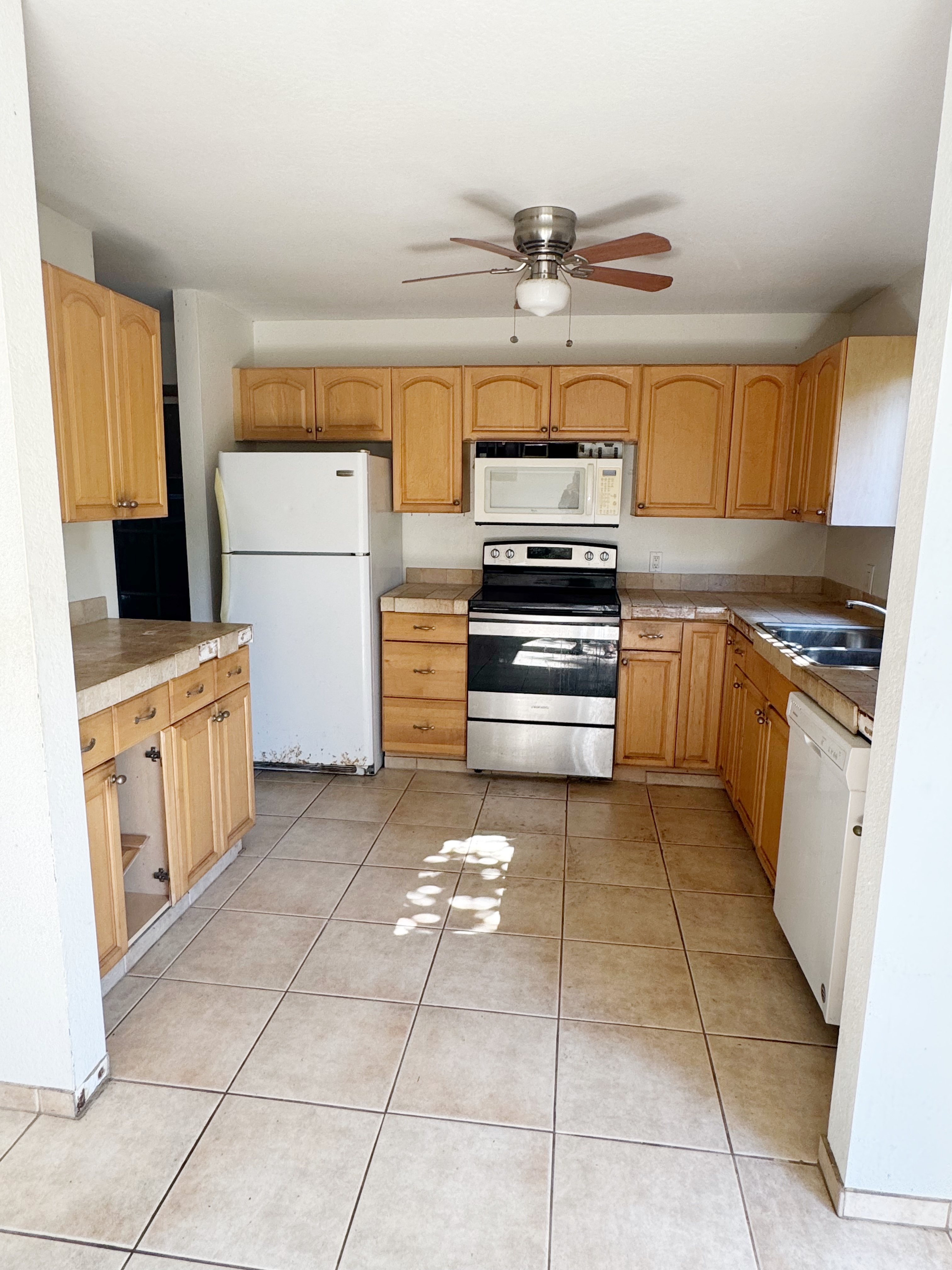 73-1218 KAIMINANI DR