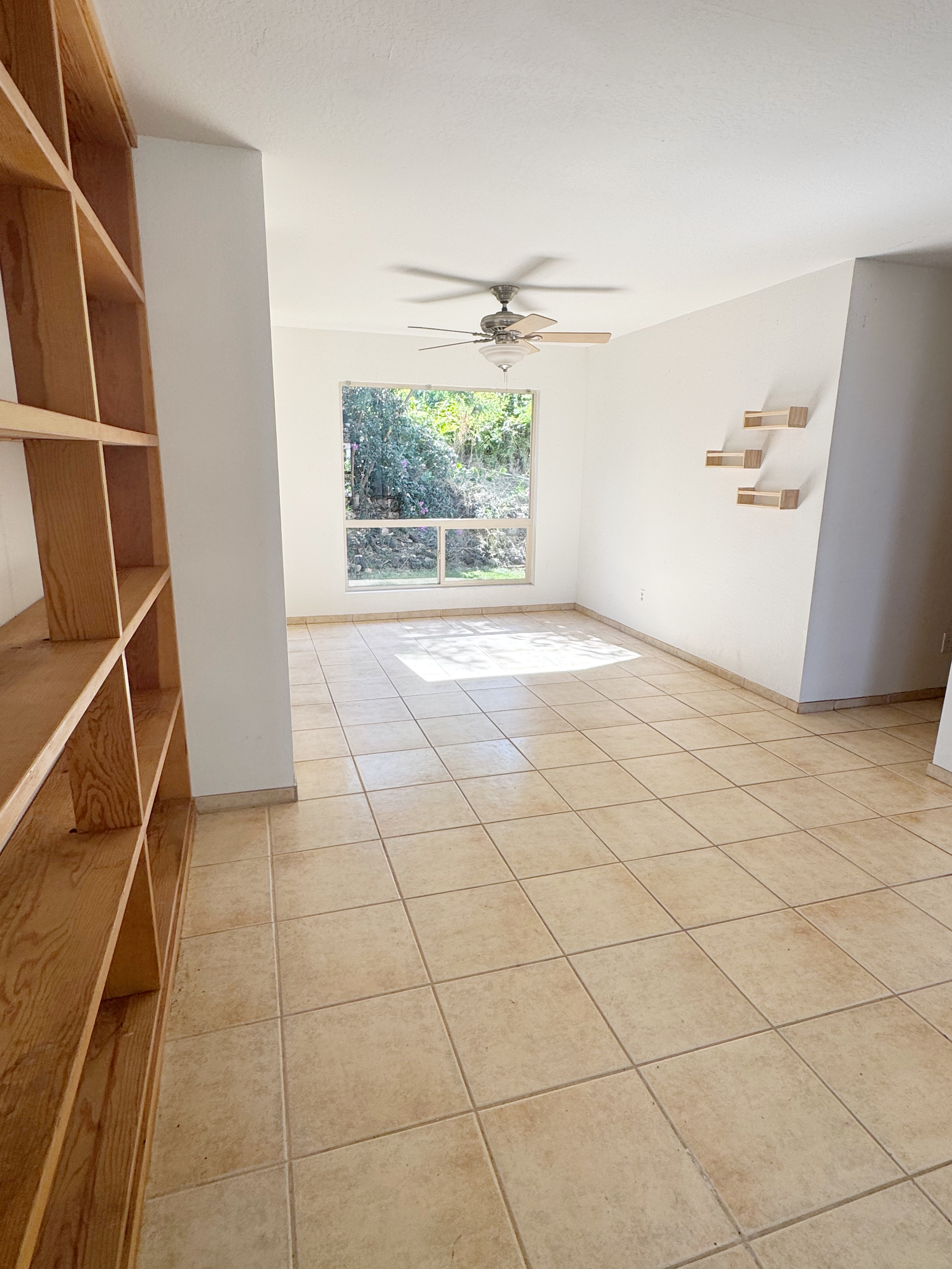 73-1218 KAIMINANI DR